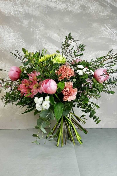 Ramo Romántico Peonías y Rosas