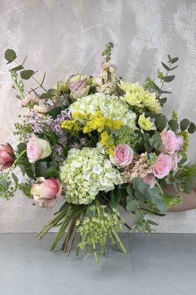 Ramo Amor Infinito Rosas y Hortensias